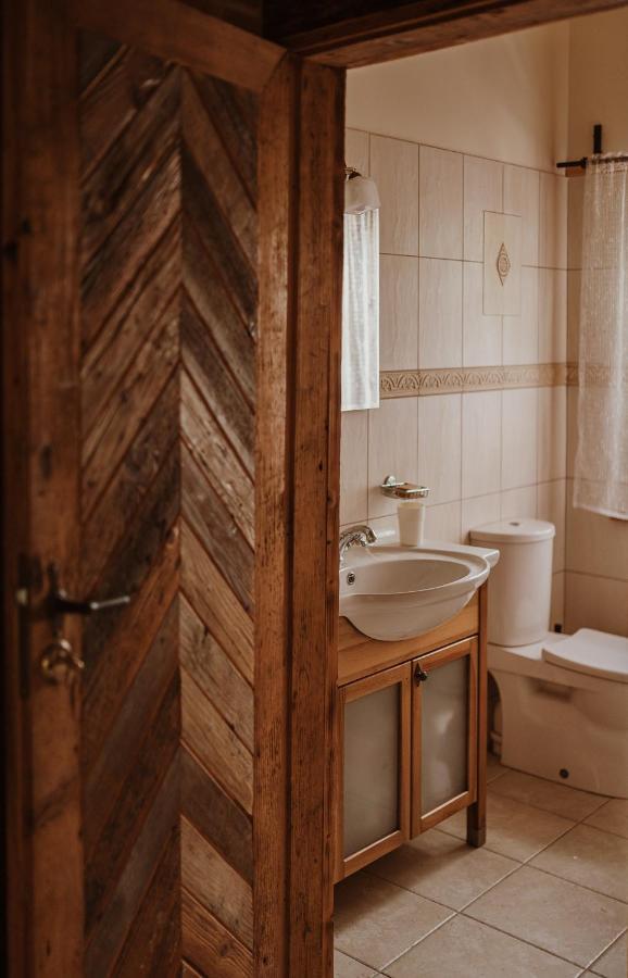 Przystanek Ropienka Leśniczówka Exterior foto